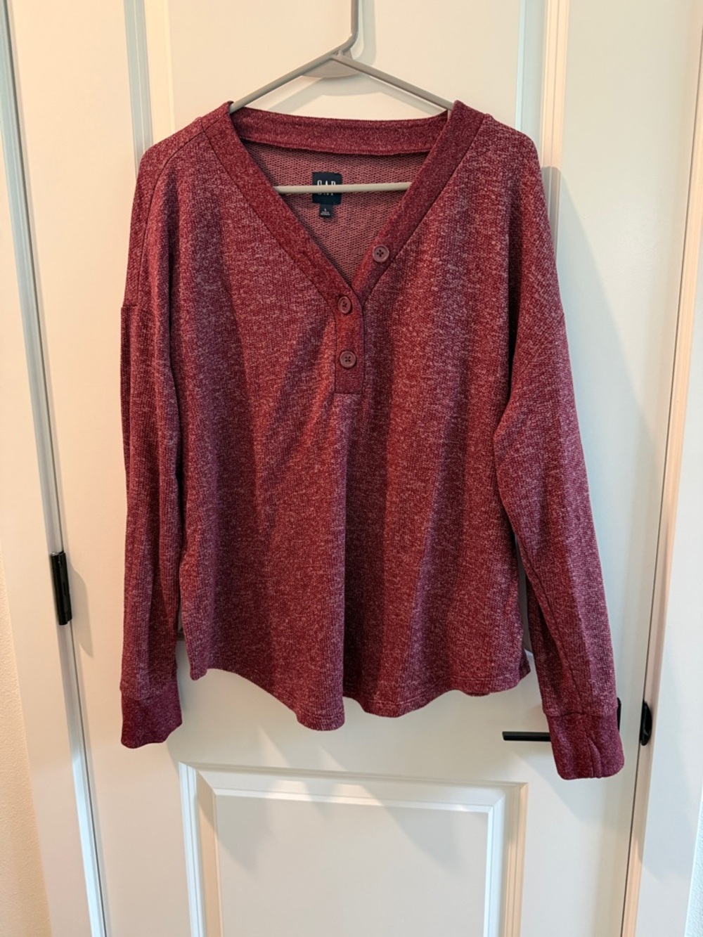 GAP Women's Maroon Henley Knit Pullover